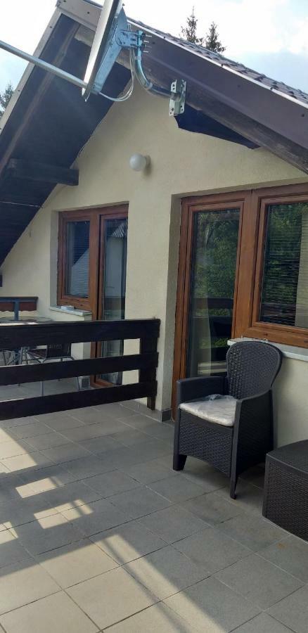 יאזרצה Guesthouse Marton מראה חיצוני תמונה