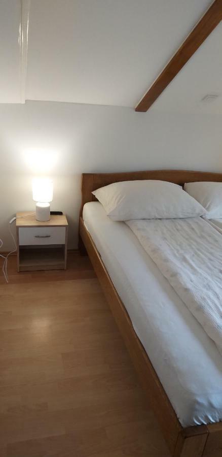 יאזרצה Guesthouse Marton מראה חיצוני תמונה