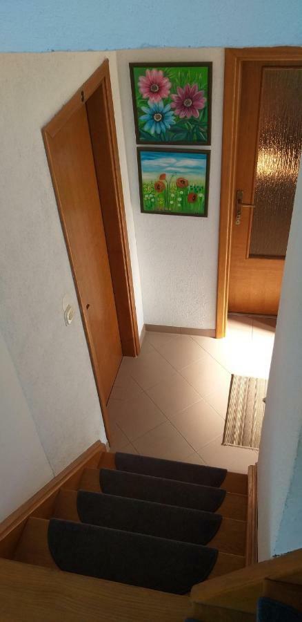 יאזרצה Guesthouse Marton מראה חיצוני תמונה